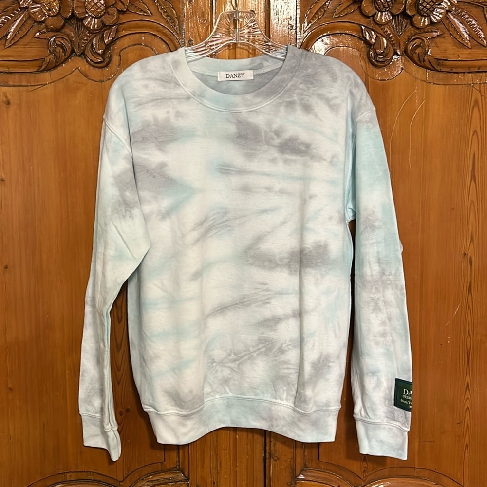 NWOT Danzy Tie Dye Cotton/Poly Swestshirt